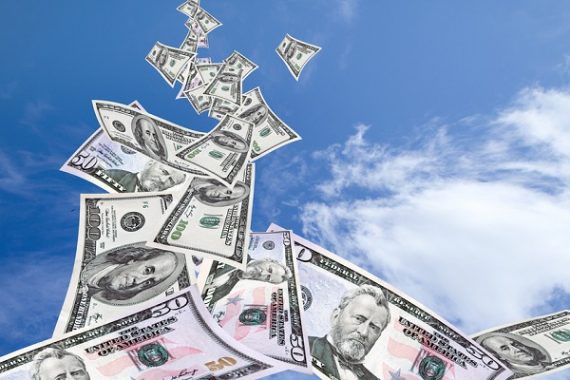 Giải mã giấc mơ thấy tiền và liên quan đến cặp số may mắn nào?