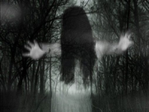 Mơ thấy ma điềm lành hay điềm dữ, chơi con gì?