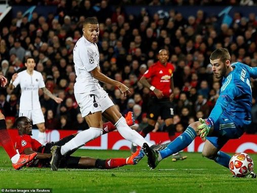 Tin bóng đá quốc tế 13/2: MU nếm trái đắng đầu tiên dưới thời HLV Solskjaer