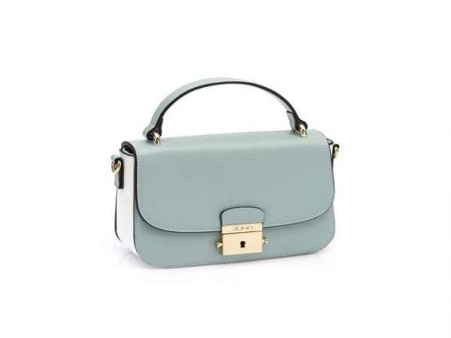 Mơ thấy túi xách là điềm báo gì – Mơ thấy túi xách đánh con gì dễ trúng?