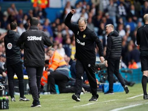 Ai là người đưa Leeds United trở lại Ngoại hạng Anh?