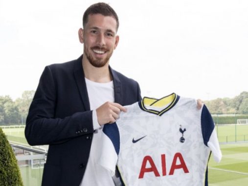 Tin bóng đá sáng 12/8: Tottenham công bố tân binh đầu tiên