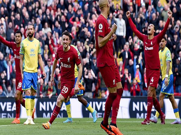 Tin Liverpool 26/4: Liverpool có quyền mơ Top 4