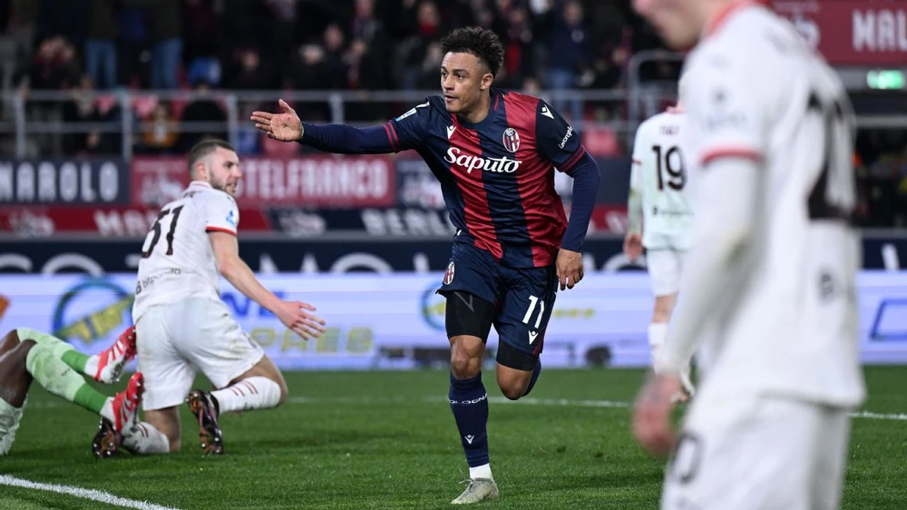 Tin BĐ: Bologna lội ngược dòng trước AC Milan trên sân nhà