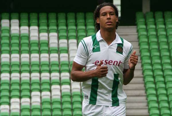 Van Dijk áo số mấy?