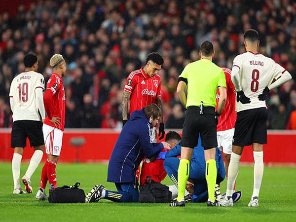 Midtjylland tận dụng cơ hội quyết định